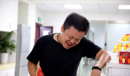 永康吃瓜爆料是真的吗,真相揭秘，是真是假？